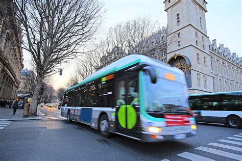 bus rental paris france.